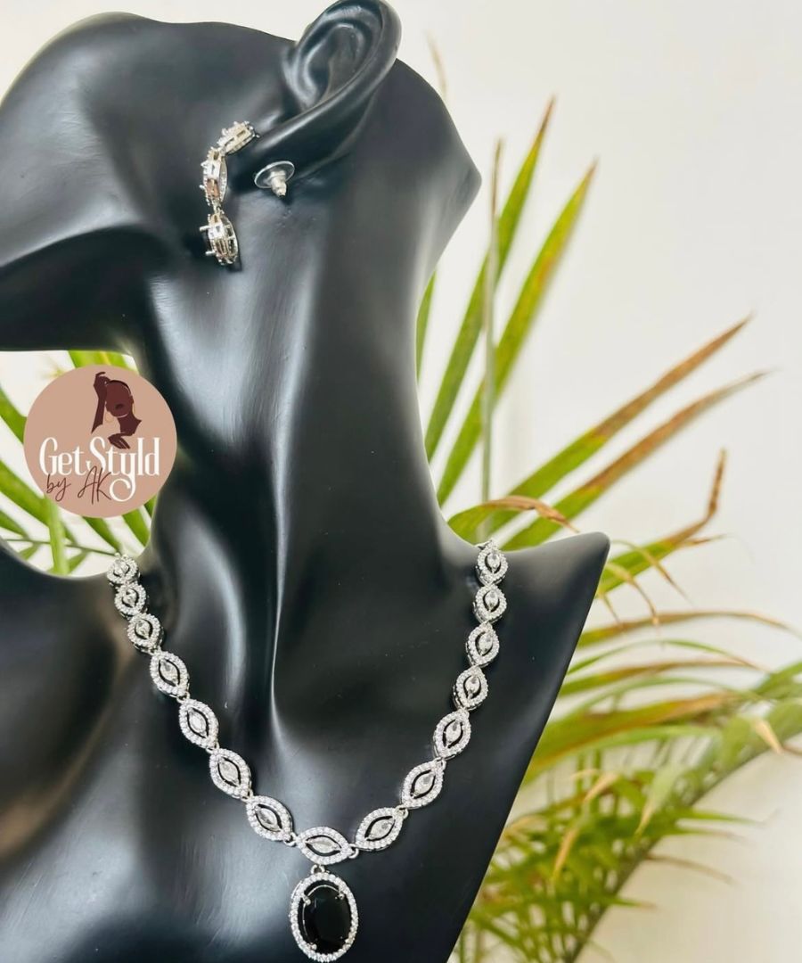 Daisy Necklace