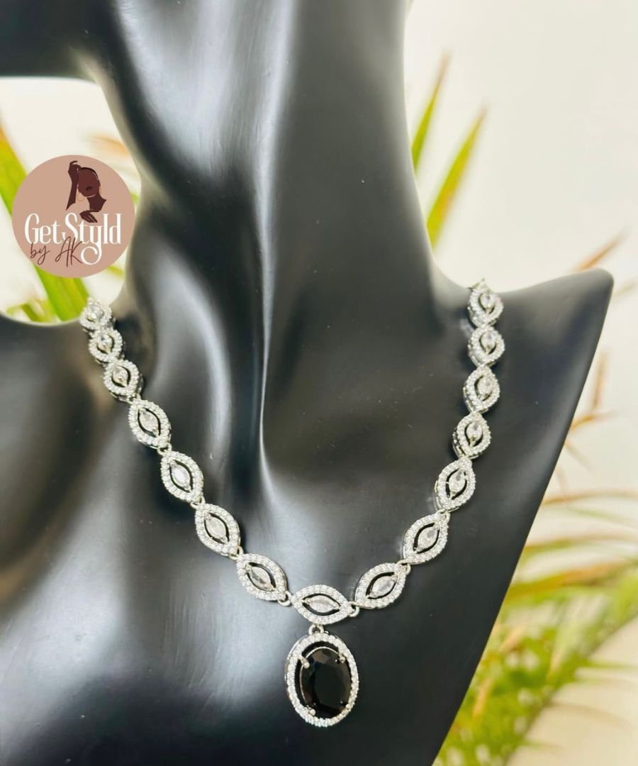 Daisy Necklace