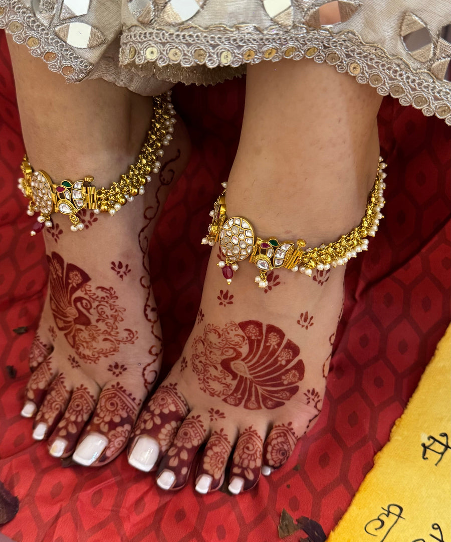 Svara 3.0 ( Dark Red )