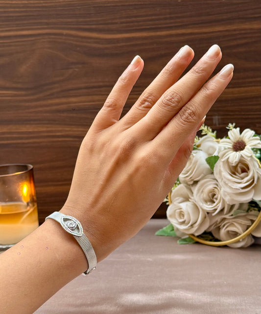Silver Bolo Bracelet 8.0