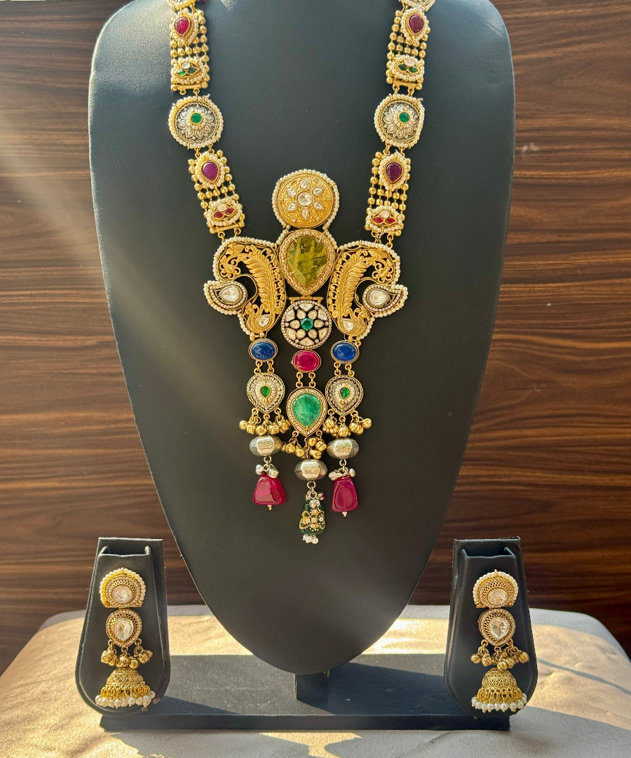 Noorani Dhaara (With Earings)